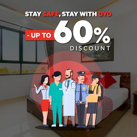 ホテル Oyo 1568 スタシウン カ チレボン ゲスト ハウス チルボン エクステリア 写真